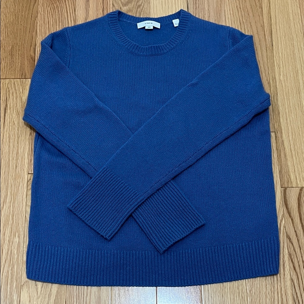 NWOT Vince cashmere crewneck